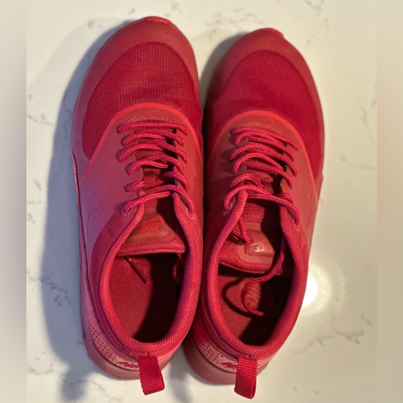 Nike Air Max Thea in Ruby red - Picture 8 of 8